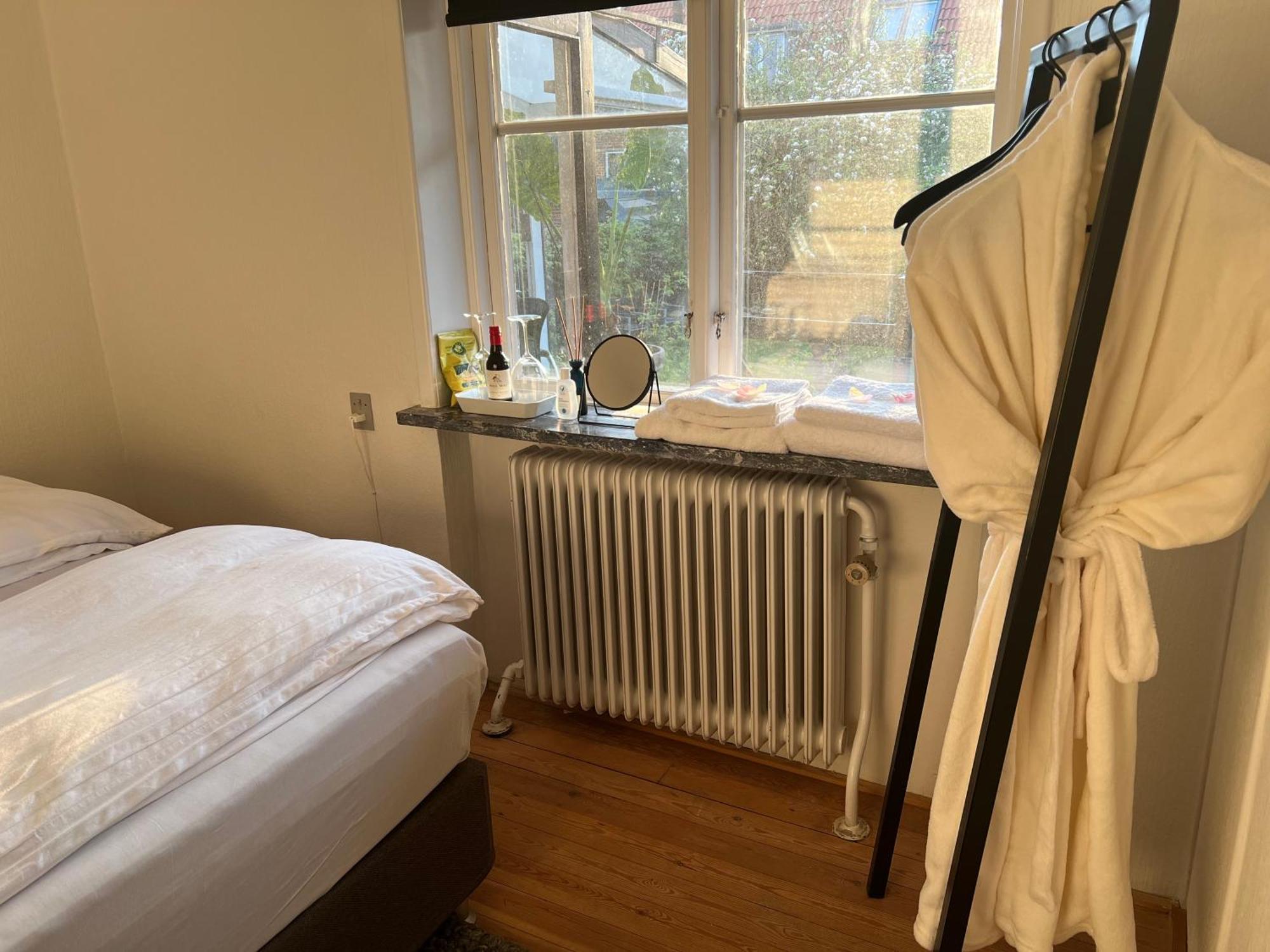 Unik Bnb Midt I Byen แฮร์นิง ห้อง รูปภาพ